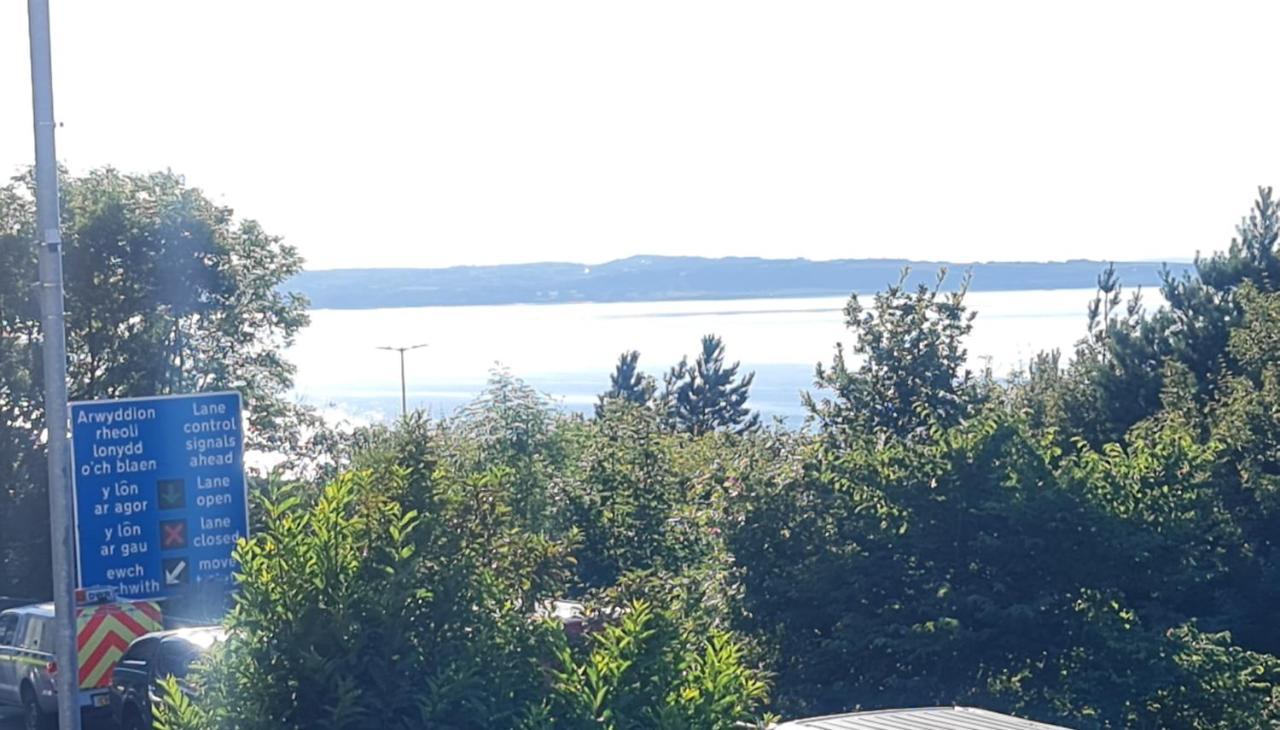 Villa 4Br Sea View Escape-Near Snowdonia& Coastal Trails Penmaen-mawr Exterior foto