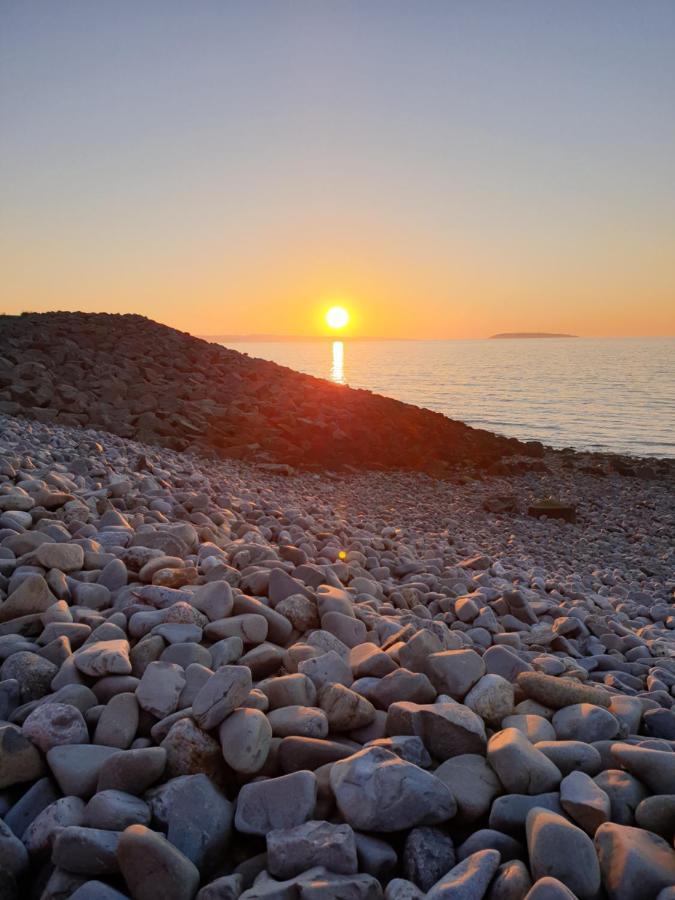 Villa 4Br Sea View Escape-Near Snowdonia& Coastal Trails Penmaen-mawr Exterior foto