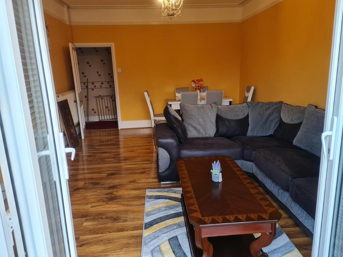 Villa 4Br Sea View Escape-Near Snowdonia& Coastal Trails Penmaen-mawr Exterior foto
